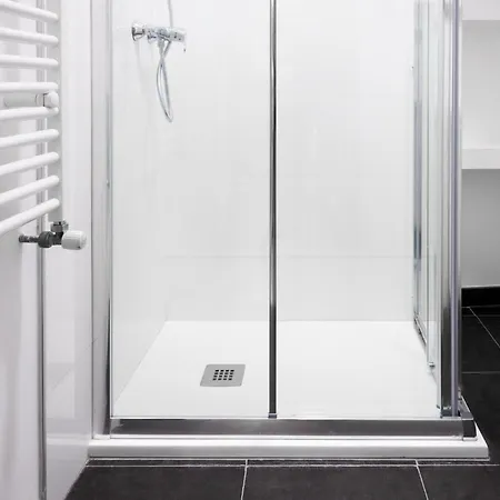 Apartament Madala Xxi *