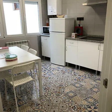 Apartament Madala Xxi *
